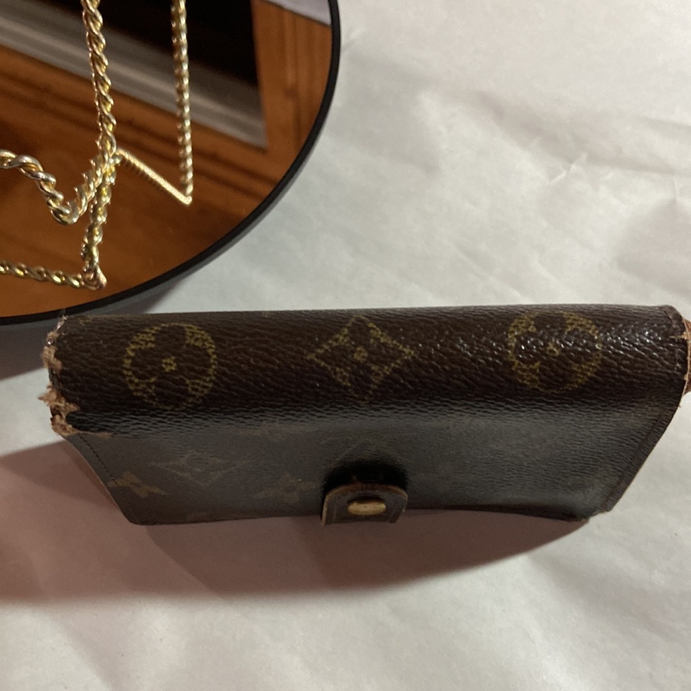 Louis Vuitton Kiss lock wallet - Picture 4 of 17